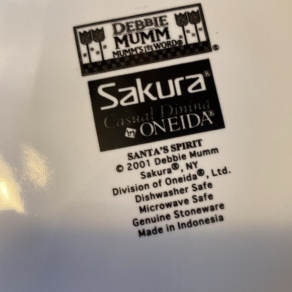 Vintage Christmas set of 4 Debbie Mum salad/dessert plates. Like new D/W M/W saf - Picture 5 of 5